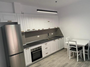 E&M apartament